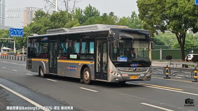 鄂E1G673