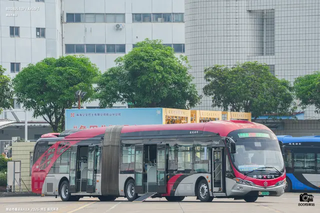 粤C 08582D