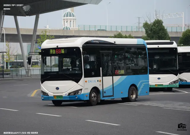 800BUS
