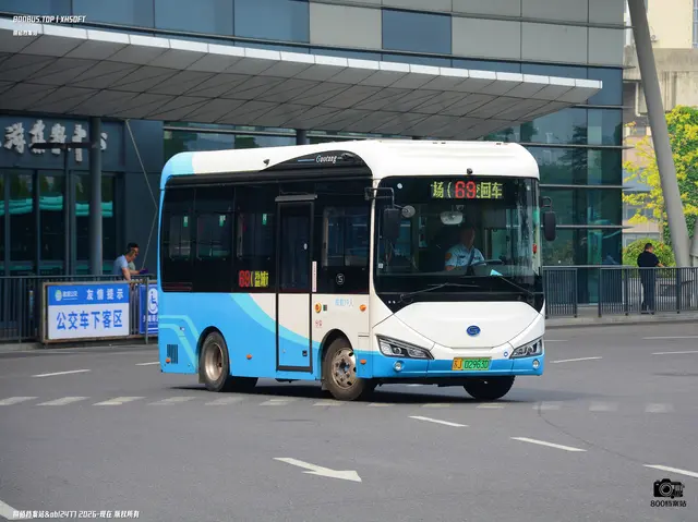 800BUS