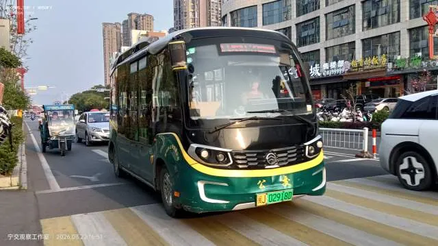 闽J02918D