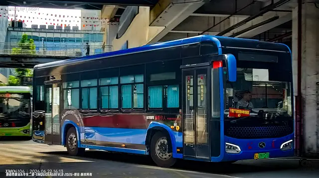 闽J 09757D