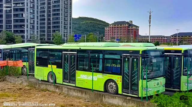 800BUS