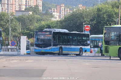 京A 45272D