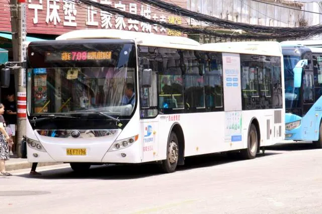 桂A F7196 邕宁运德708路