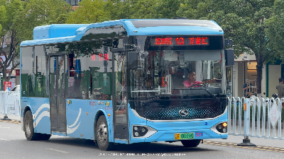 云F 00359D