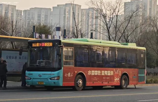 苏E5W977