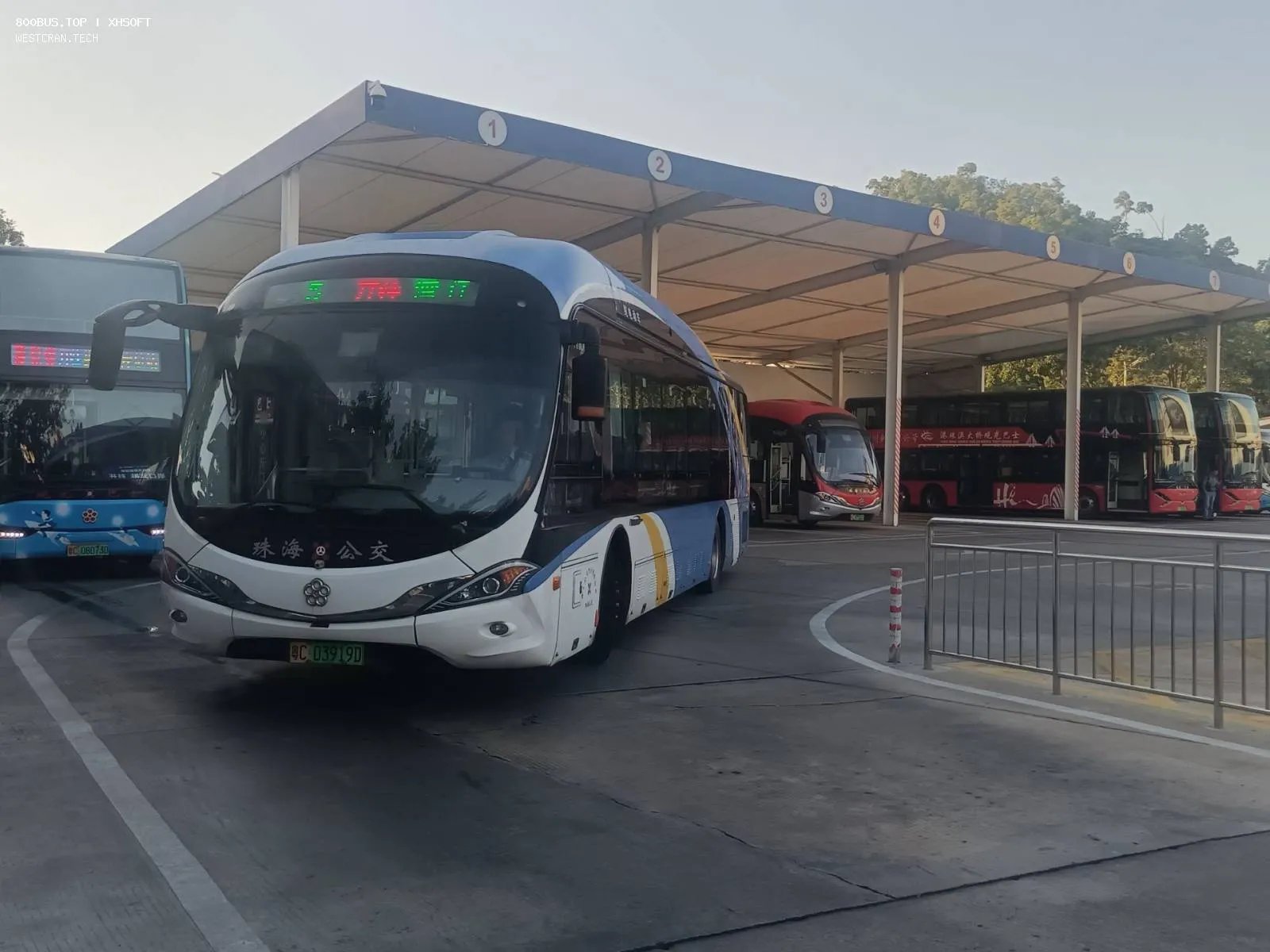 Bus Archive