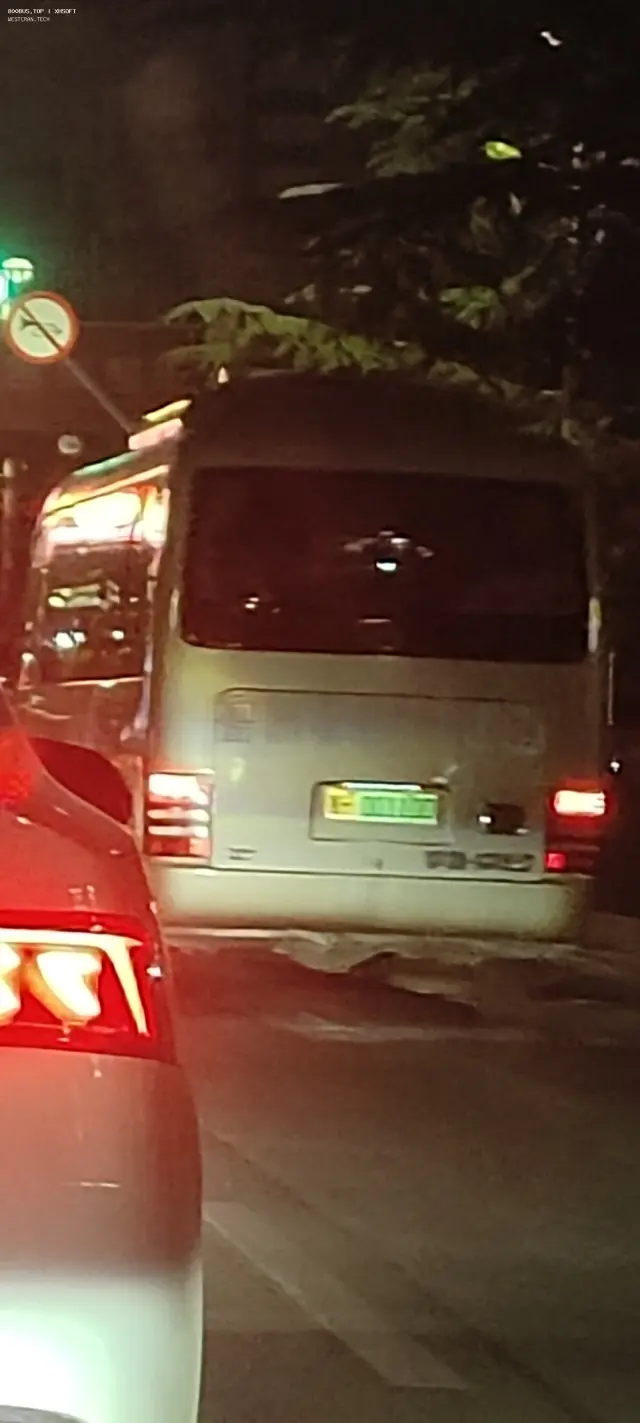800BUS