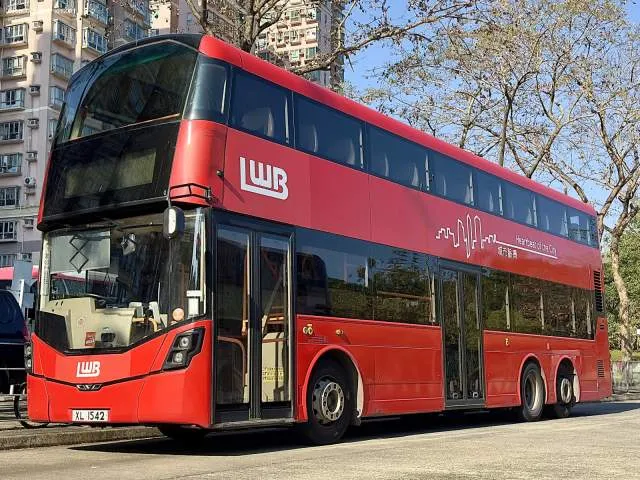 XL1542