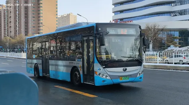 京A13571D