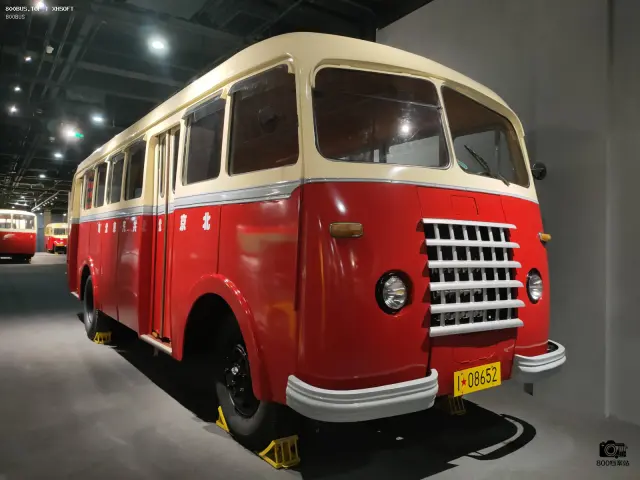 800BUS