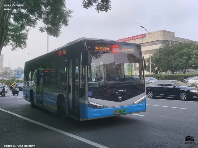 京A 36828D