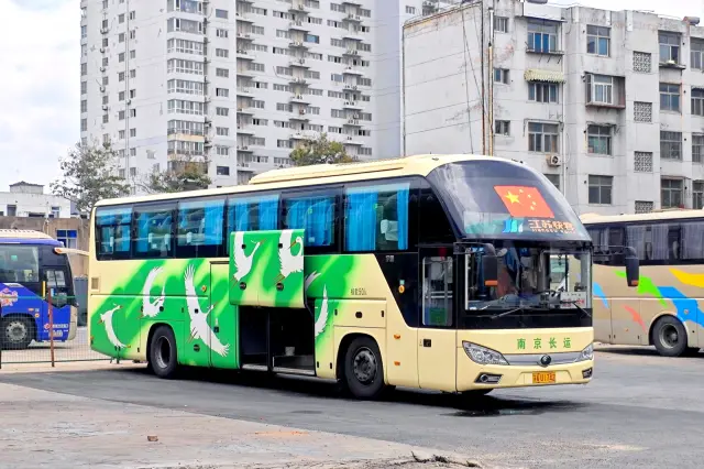 苏A U1742
