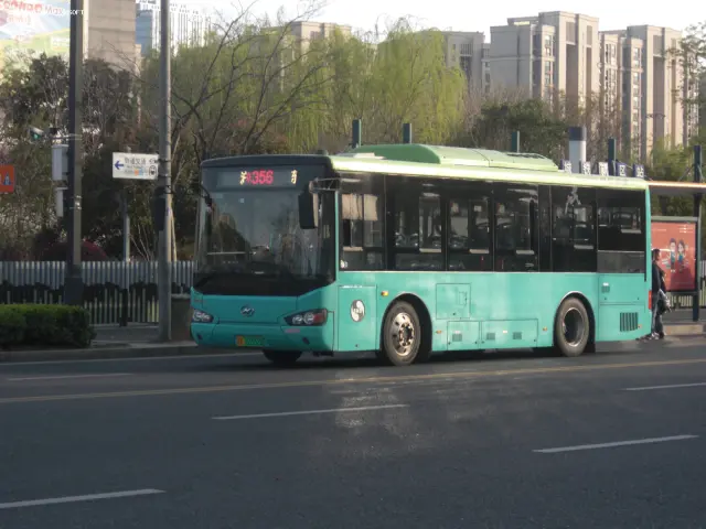 苏E 03552D
