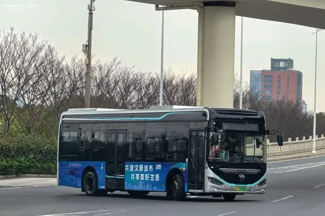 苏E.08383D