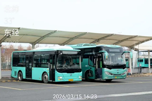 苏J M8672