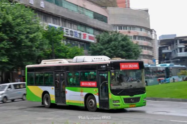 渝BQ6153