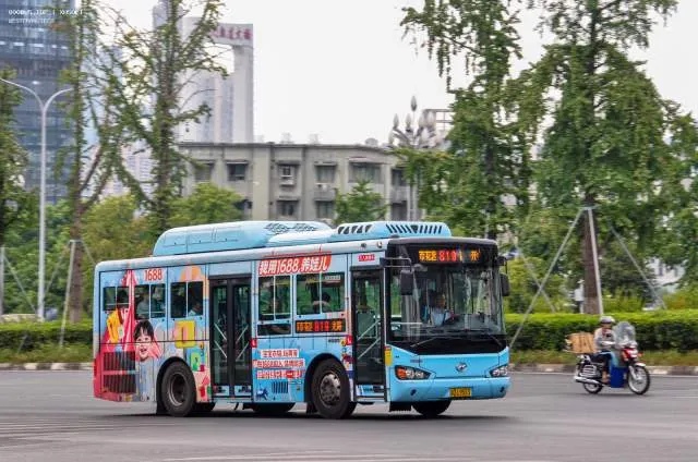 渝DL9513