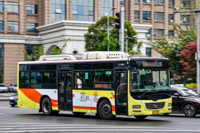 渝BT5758