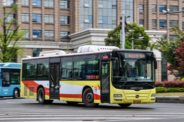 800BUS