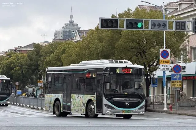 苏E05361D