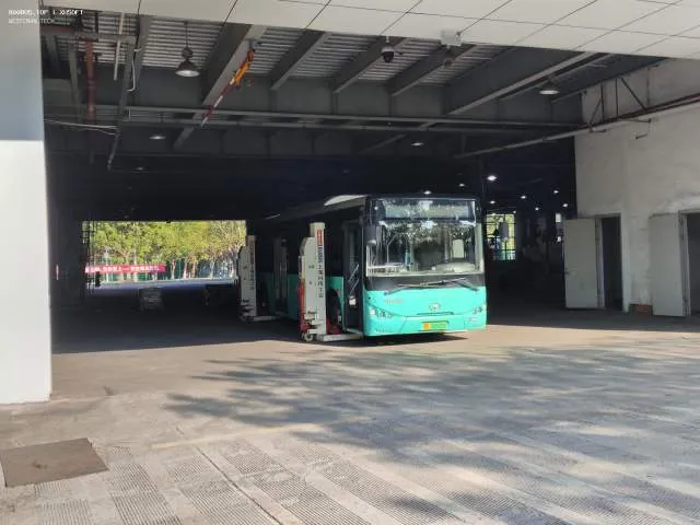 苏E02252D
