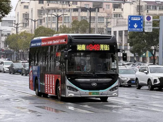 苏E09130D