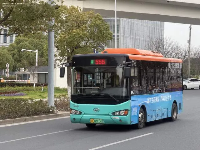 苏E03115D