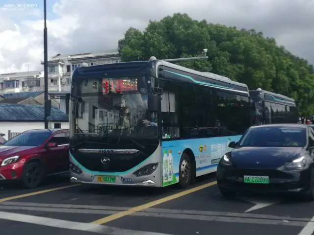 苏E08319D