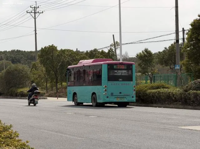 苏E03827D