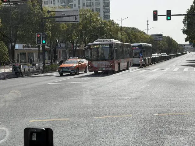 沪A30187D