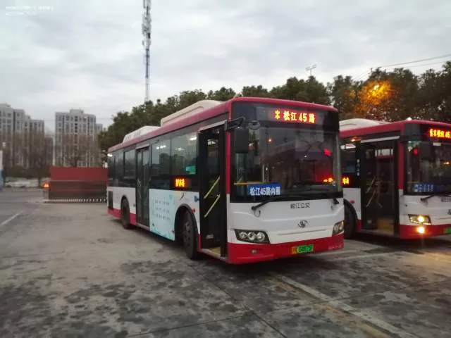 沪A04875F