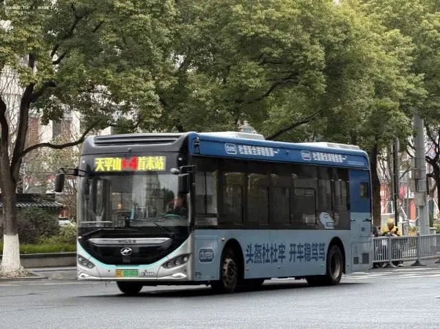 苏E05181D
