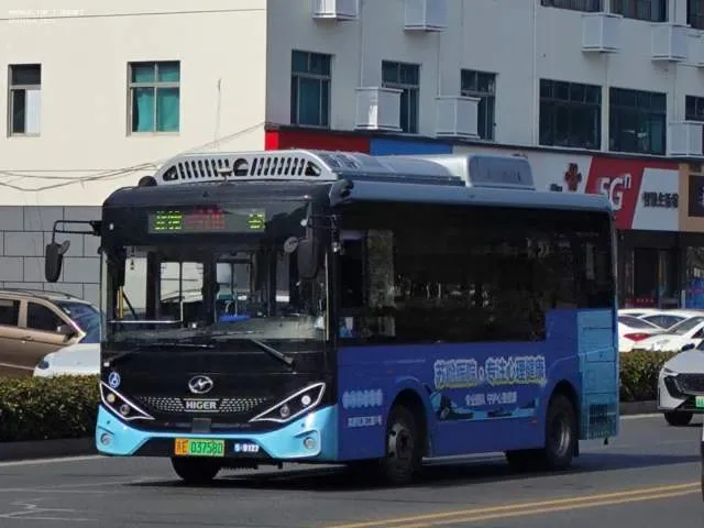 苏E03758D