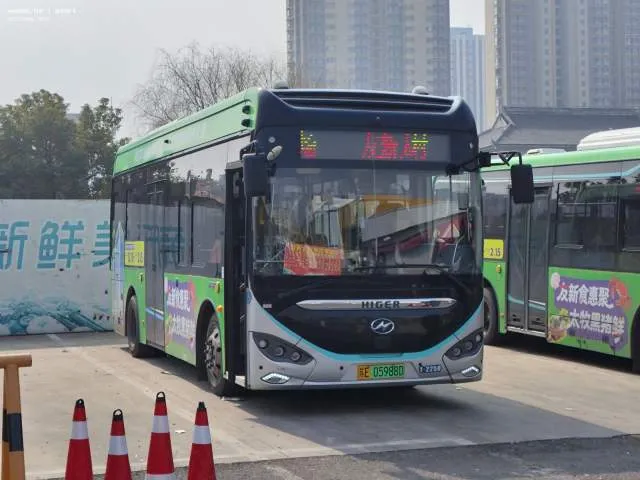 苏E05988D