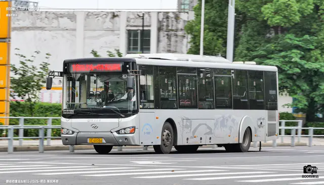 苏E 6R044