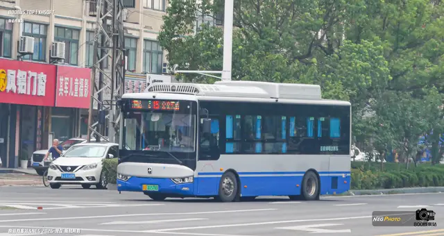 苏J 01578D