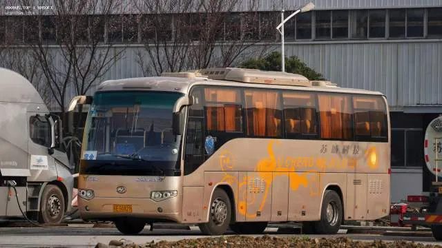 苏E 5G829
