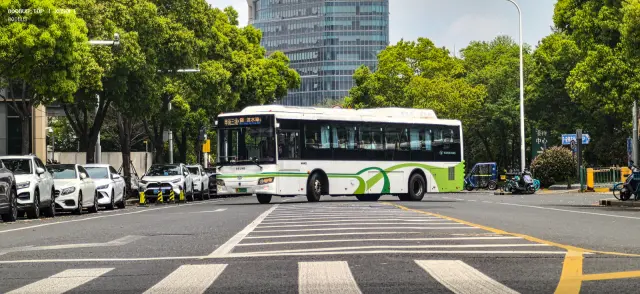 沪A 03802F