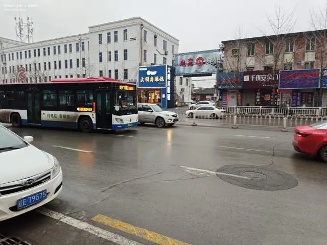 辽E09998D