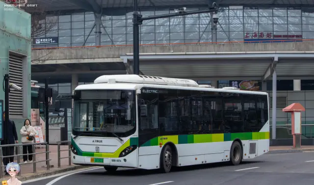 沪A 06582D