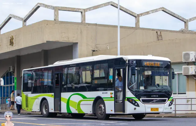 沪E E2793