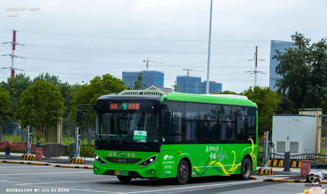 800BUS