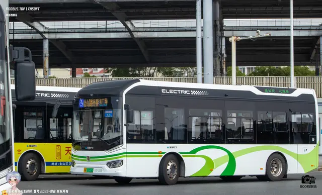 沪A 68318D