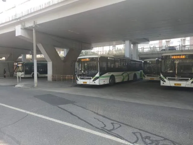 沪E D9761
