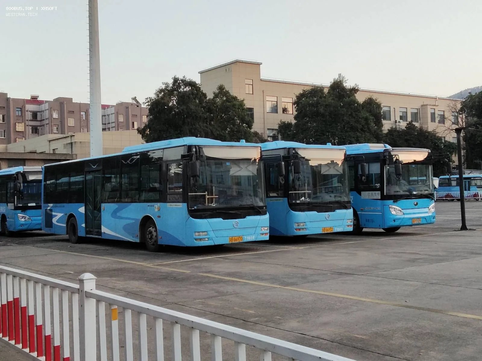 Bus Archive