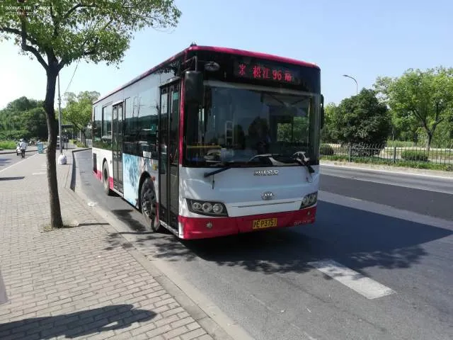 沪E P3751