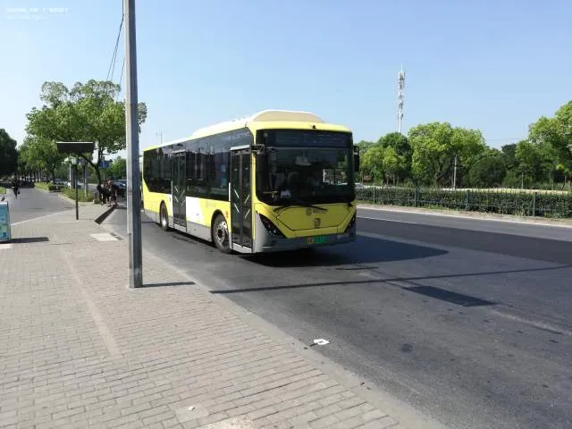 沪A 37011D