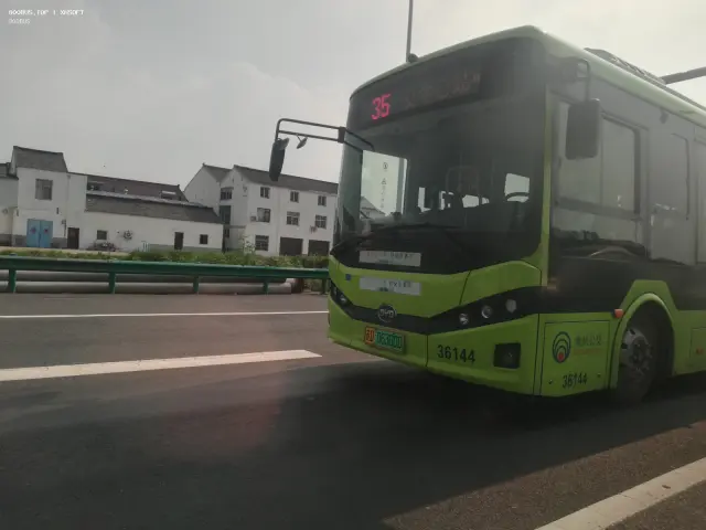800BUS